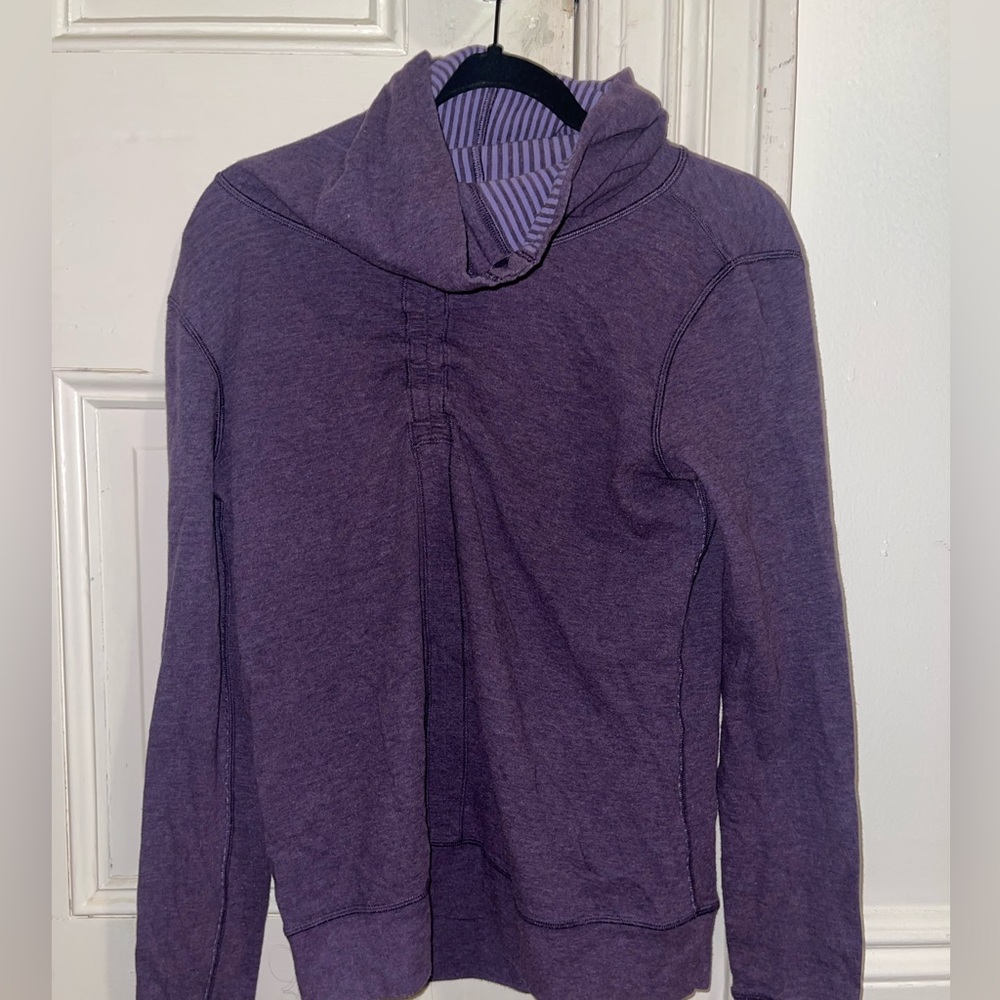 Purple vintage lululemon pull over